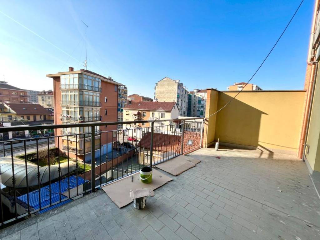 appartamento in vendita a Torino in zona Madonna di Campagna
