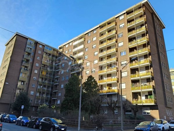 appartamento in vendita a Torino in zona Lingotto