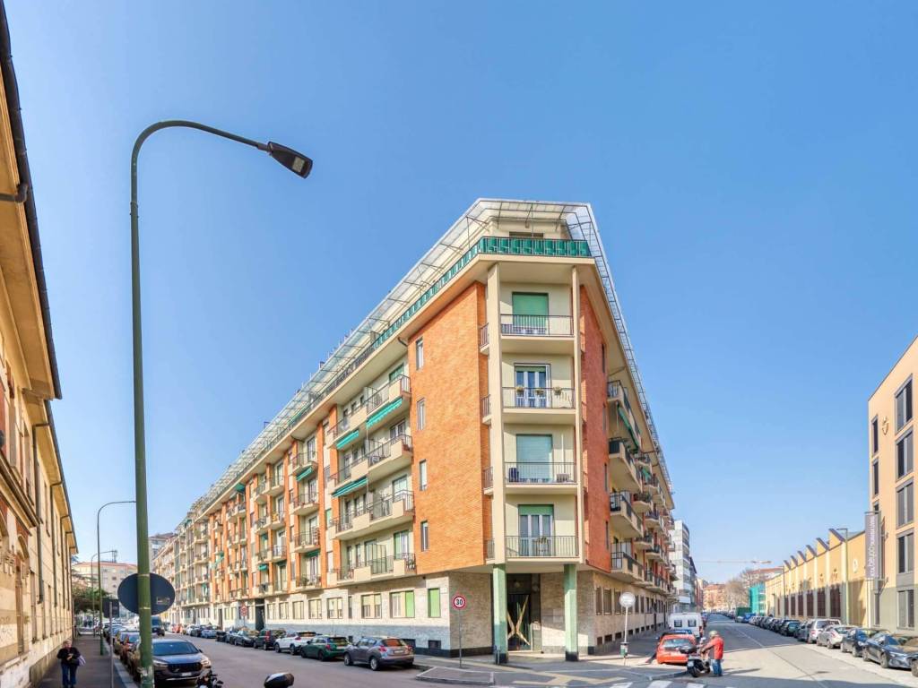 appartamento in vendita a Torino in zona Cenisia
