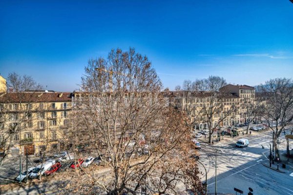 appartamento in vendita a Torino in zona San Salvario