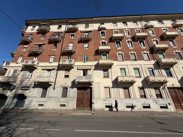 appartamento in vendita a Torino in zona Borgata Vittoria