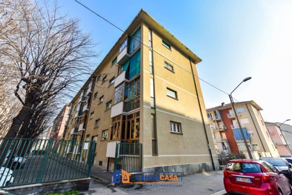 appartamento in vendita a Torino in zona Lingotto