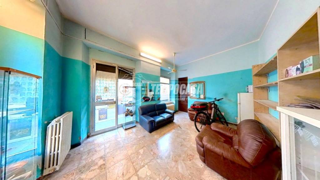 negozio in vendita a Torino in zona Barriera di Milano