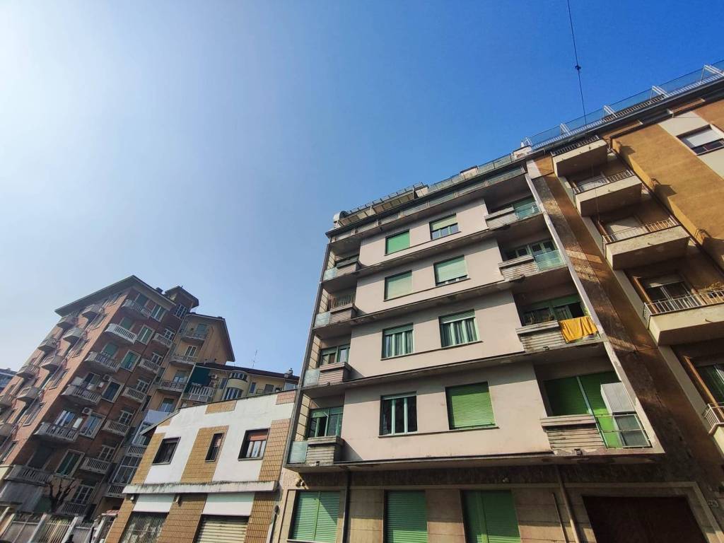 appartamento in vendita a Torino in zona Cenisia