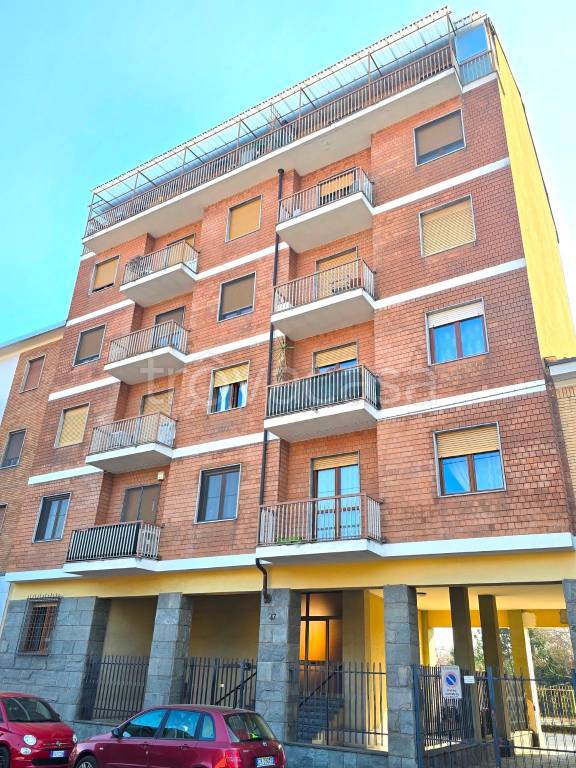 appartamento in vendita a Torino in zona Pozzo Strada