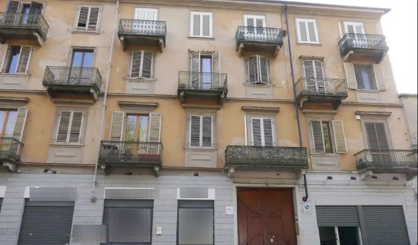 appartamento in vendita a Torino in zona Aurora