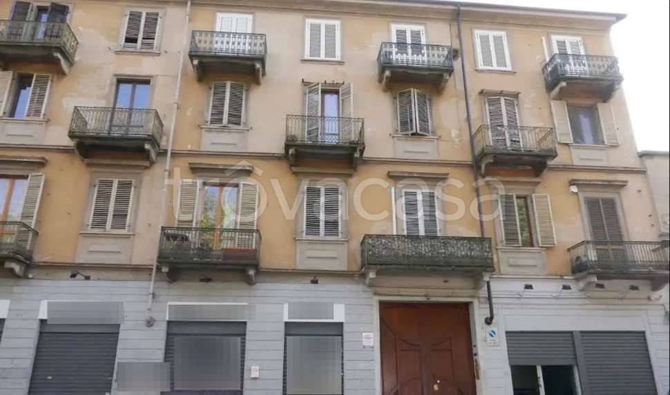 appartamento in vendita a Torino in zona Aurora