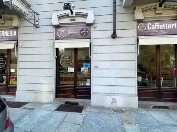 negozio in vendita a Torino in zona Crocetta