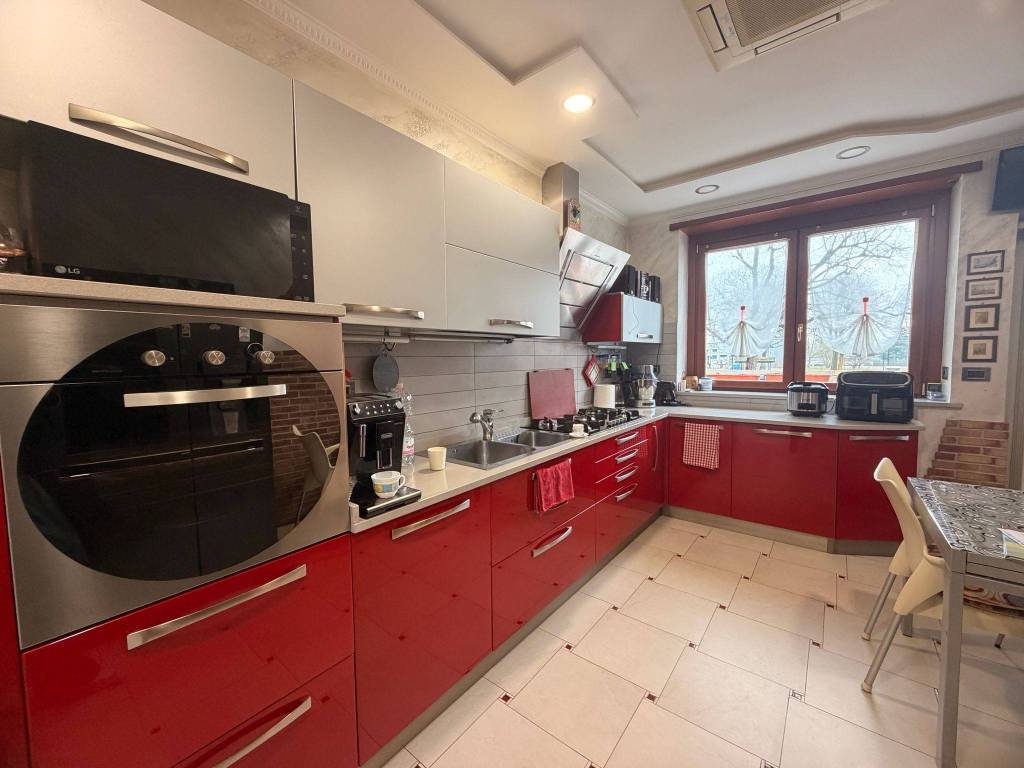 appartamento in vendita a Torino in zona Mirafiori Sud