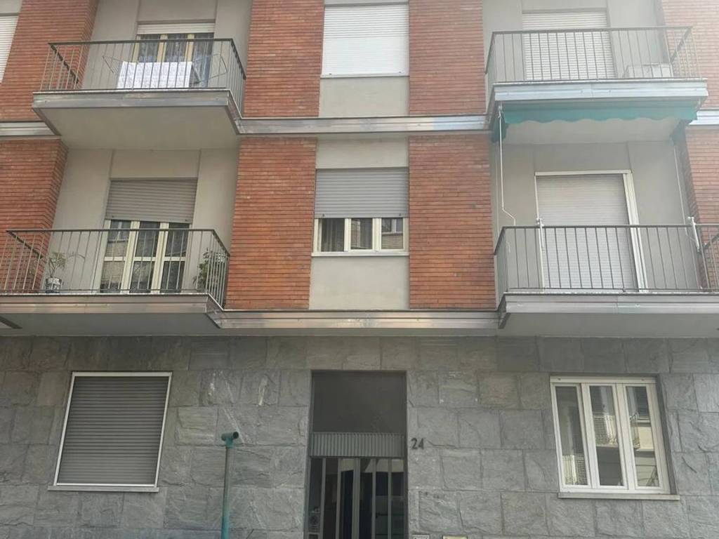 appartamento in vendita a Torino in zona Barca