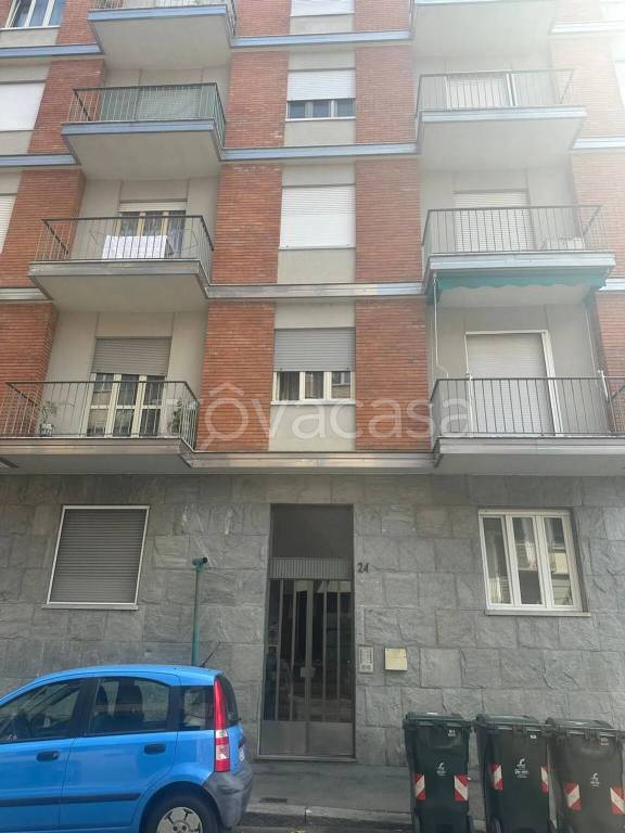 appartamento in vendita a Torino in zona Barca