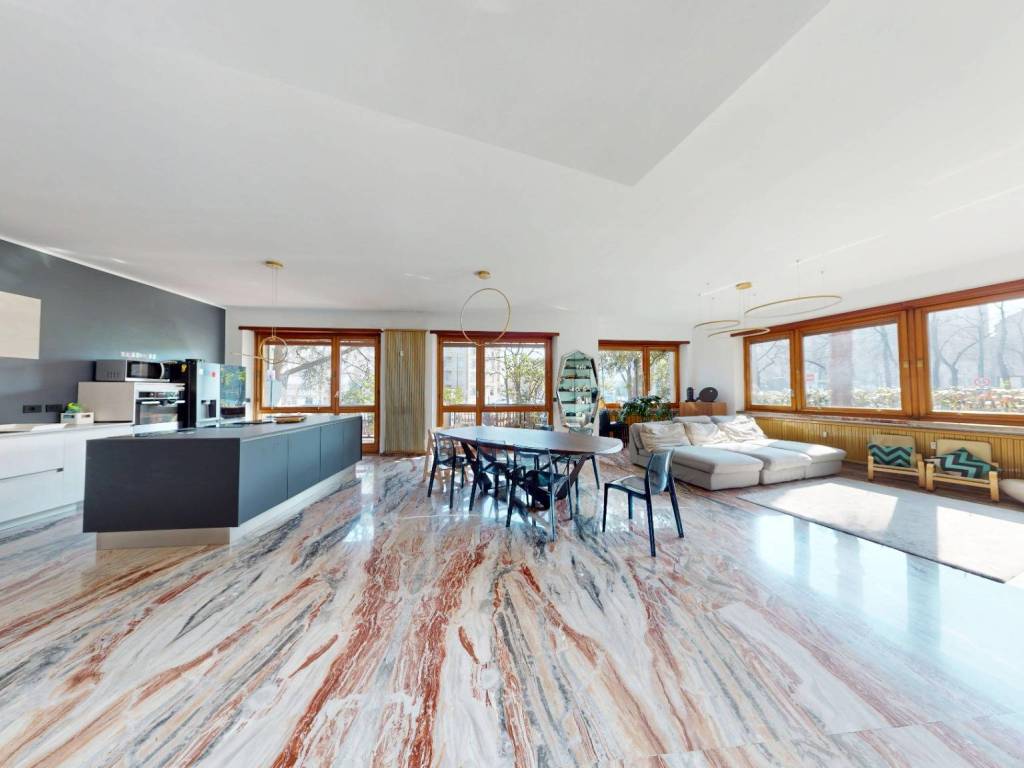 appartamento in vendita a Torino in zona Parella