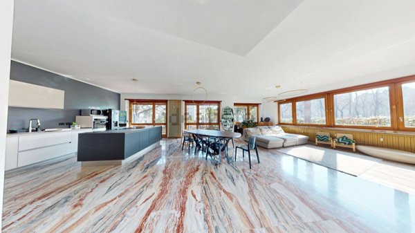 appartamento in vendita a Torino in zona Campidoglio