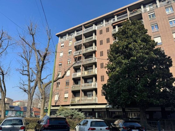 appartamento in vendita a Torino in zona Cenisia