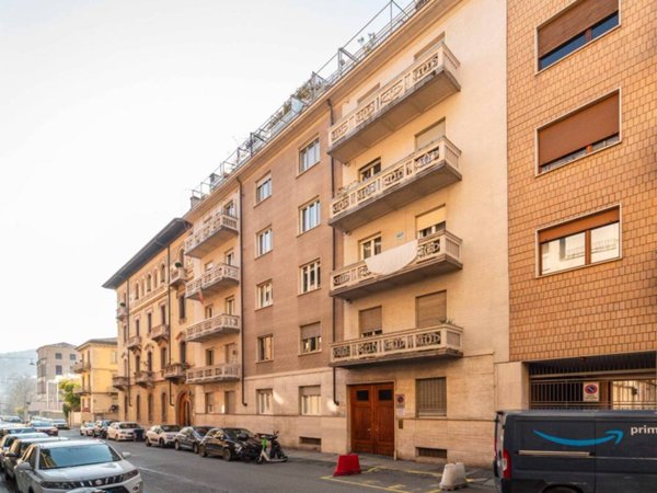 appartamento in vendita a Torino in zona San Salvario