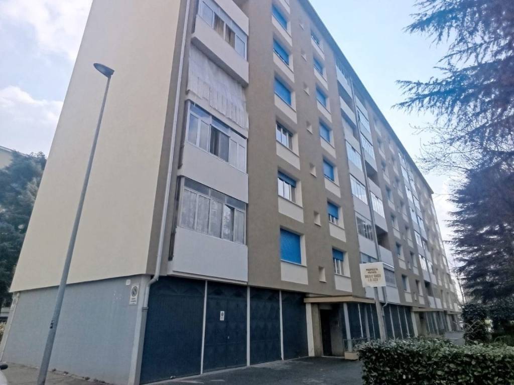 appartamento in vendita a Torino in zona Mirafiori Sud