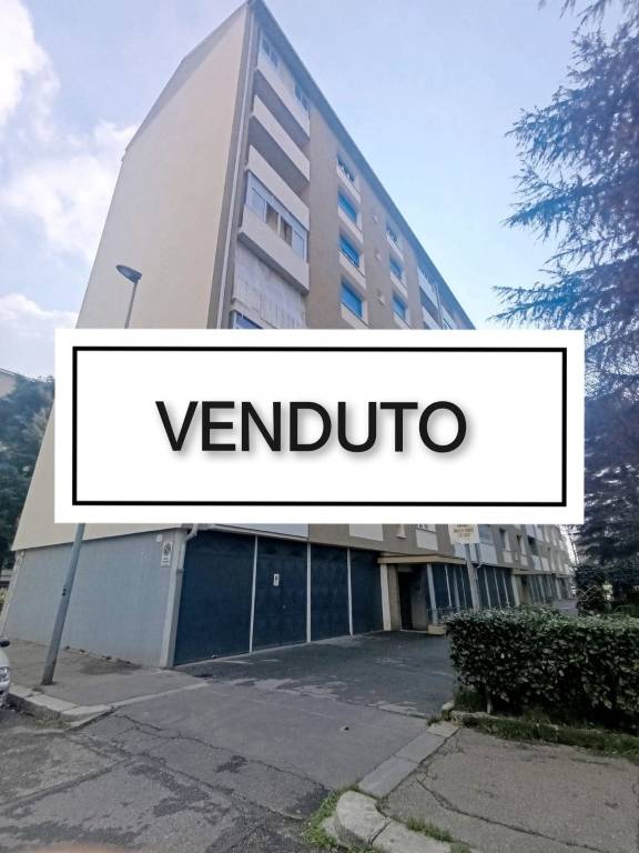 appartamento in vendita a Torino in zona Mirafiori Sud
