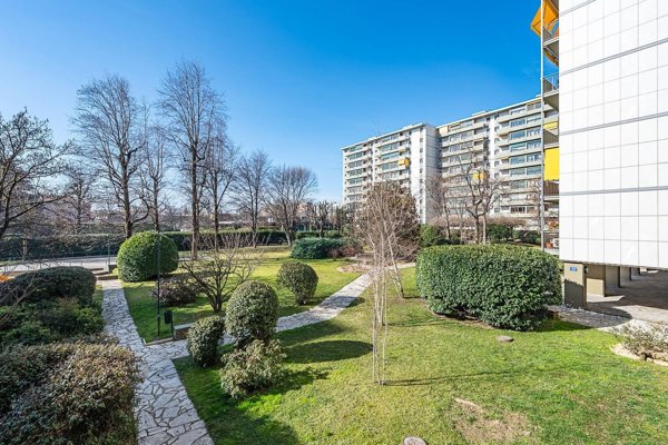 appartamento in vendita a Torino in zona Santa Rita