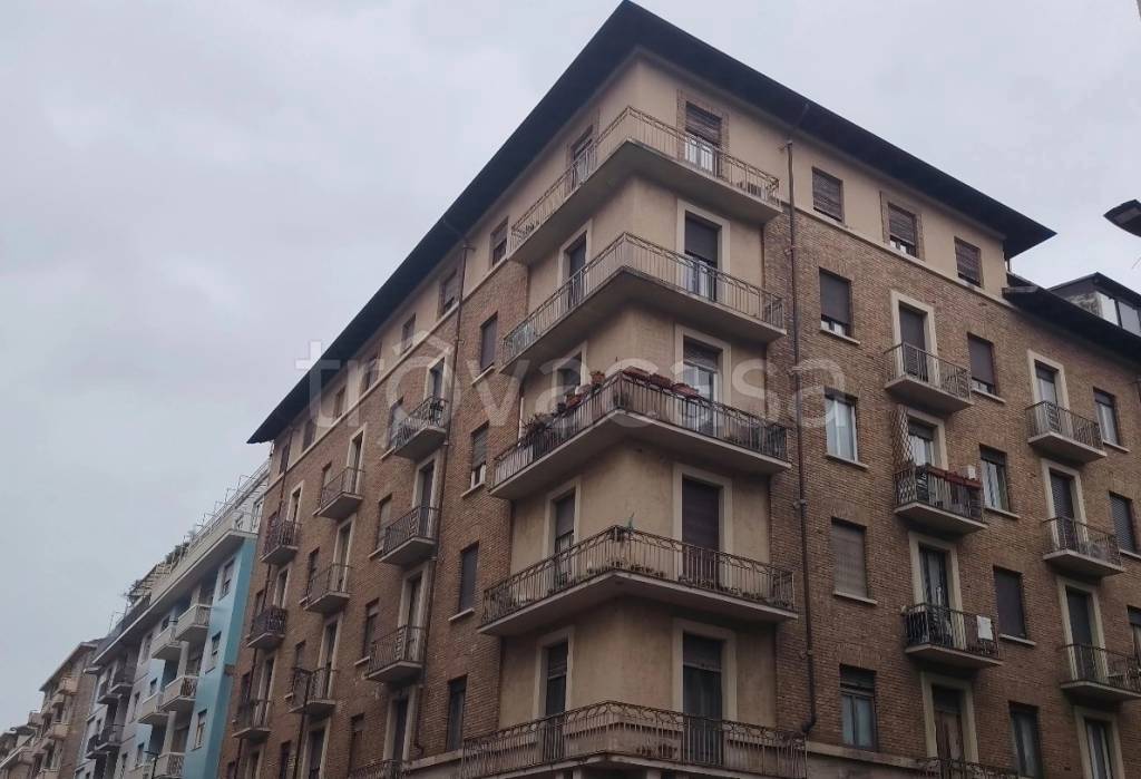 appartamento in vendita a Torino in zona Crocetta