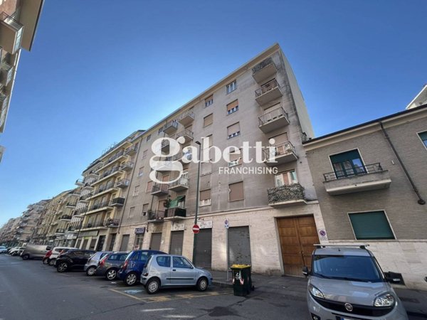 appartamento in vendita a Torino in zona Santa Rita