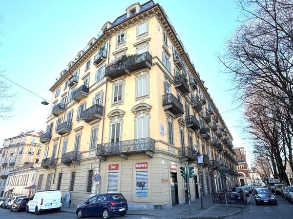 appartamento in vendita a Torino in zona Aurora