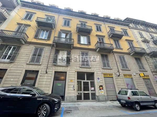 appartamento in vendita a Torino in zona San Salvario