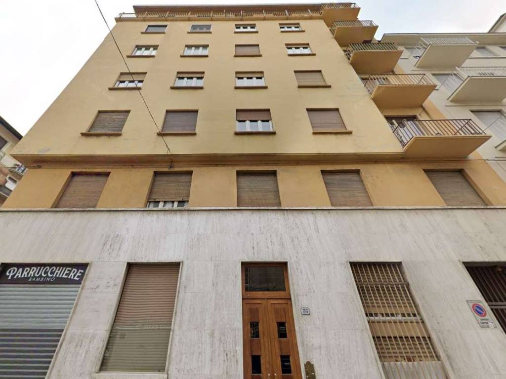 appartamento in vendita a Torino in zona Cit Turin