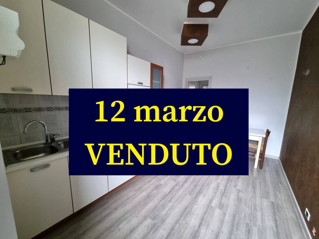 appartamento in vendita a Torino in zona Borgata Vittoria