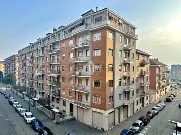 appartamento in vendita a Torino in zona Borgata Vittoria