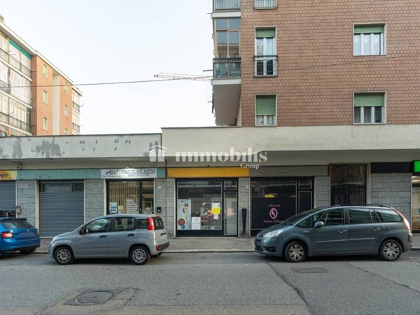 negozio in vendita a Torino in zona Pozzo Strada