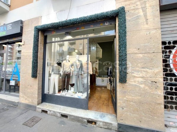 negozio in vendita a Torino in zona Pozzo Strada