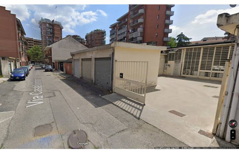 locale di sgombero in vendita a Torino in zona Santa Rita