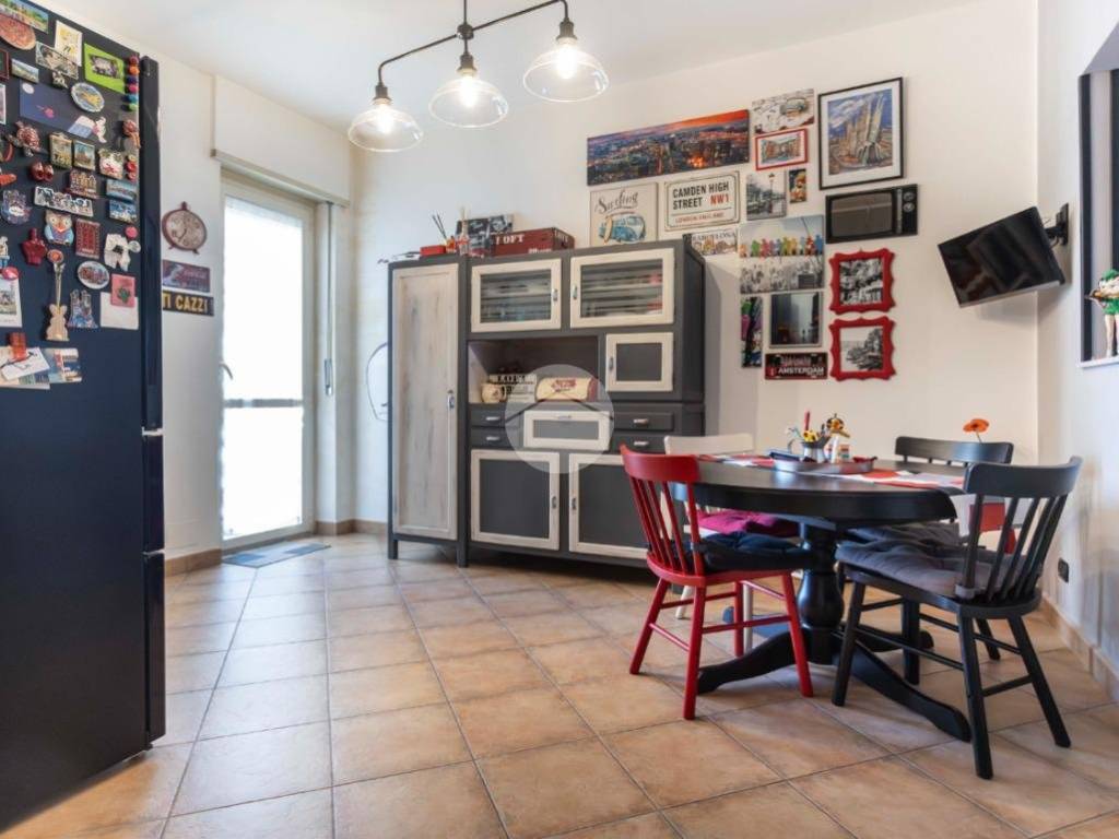 appartamento in vendita a Torino in zona Borgata Vittoria