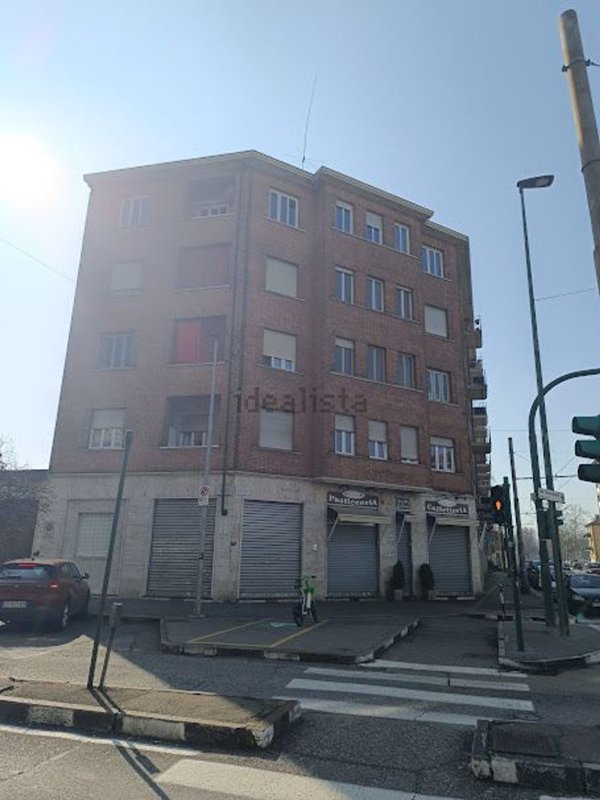 appartamento in vendita a Torino in zona Regio Parco