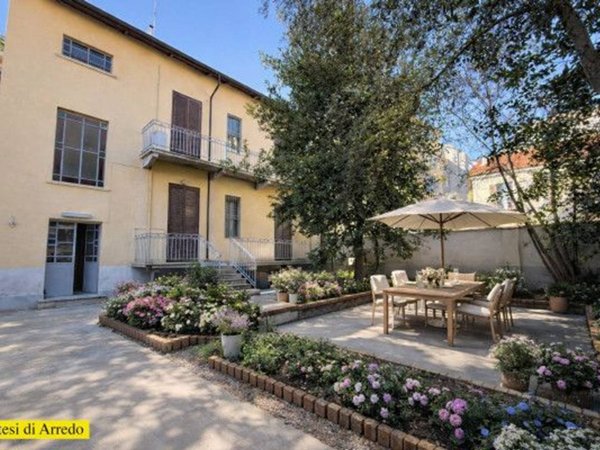 casa indipendente in vendita a Torino in zona Parella