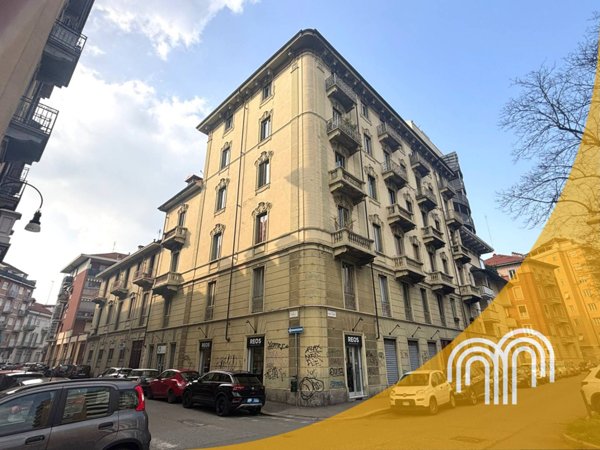 appartamento in vendita a Torino in zona Cenisia