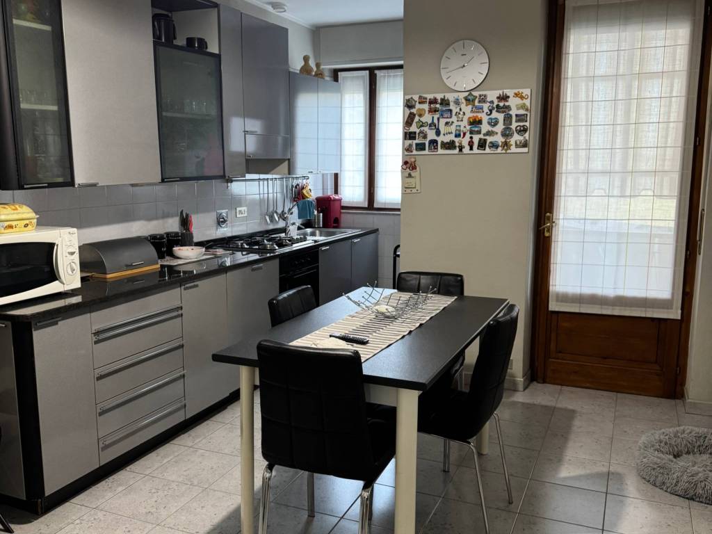 appartamento in vendita a Torino in zona Lucento