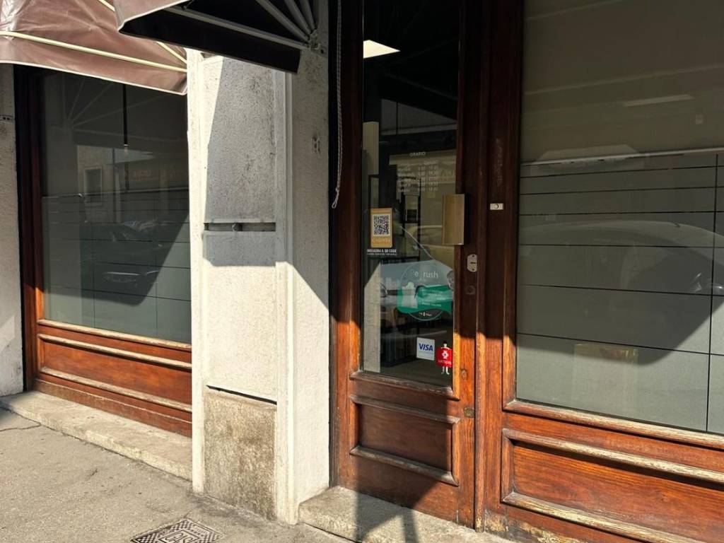 negozio in vendita a Torino in zona Crocetta