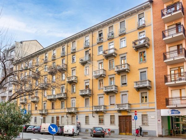 appartamento in vendita a Torino in zona Borgata Vittoria