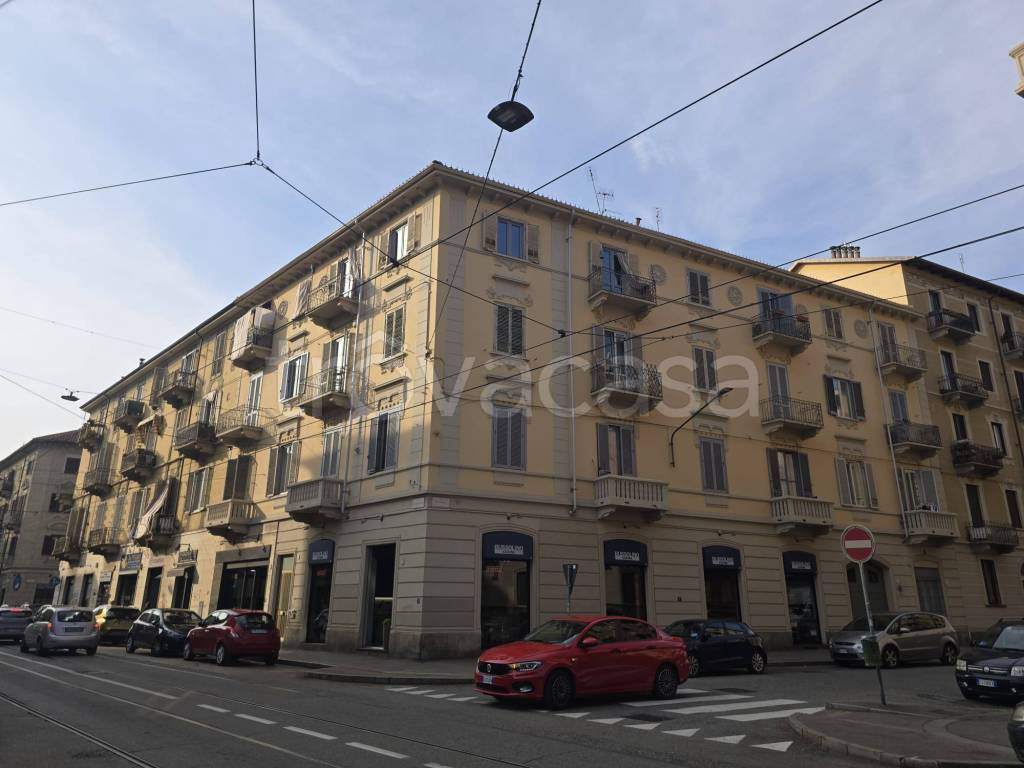 appartamento in vendita a Torino in zona Borgo San Paolo
