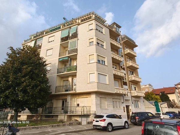 appartamento in vendita a Torino in zona Cenisia