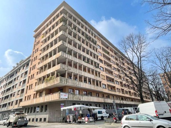 appartamento in vendita a Torino in zona Cit Turin