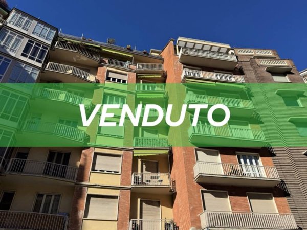 appartamento in vendita a Torino in zona Cit Turin