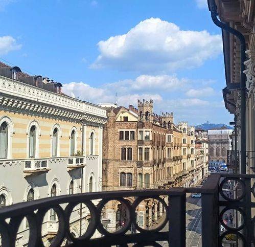 appartamento in vendita a Torino in zona Centro Storico