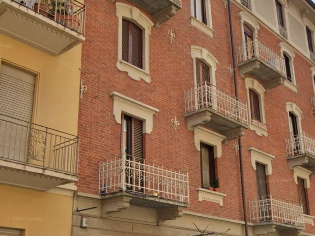 negozio in vendita a Torino in zona Crocetta