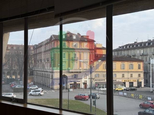 ufficio in vendita a Torino in zona Centro Storico