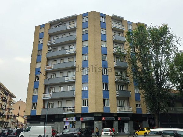 appartamento in vendita a Torino in zona Borgata Vittoria
