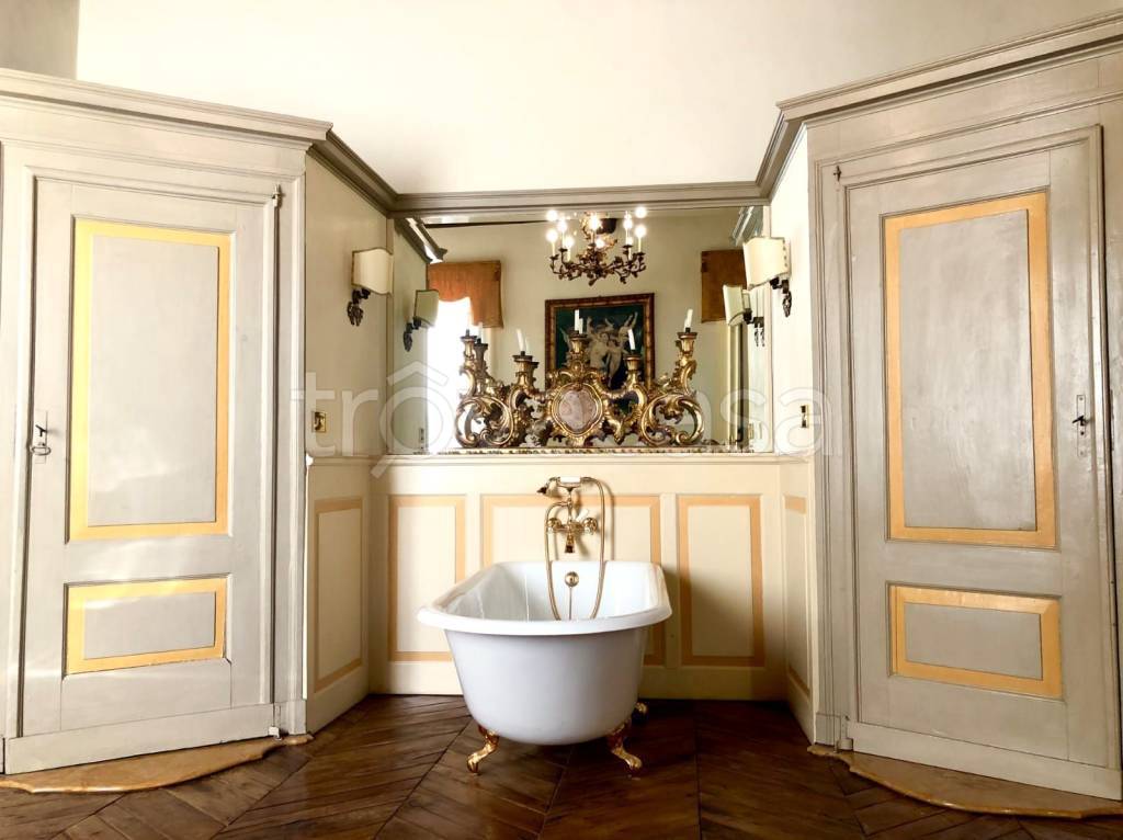 negozio in vendita a Torino in zona Crocetta