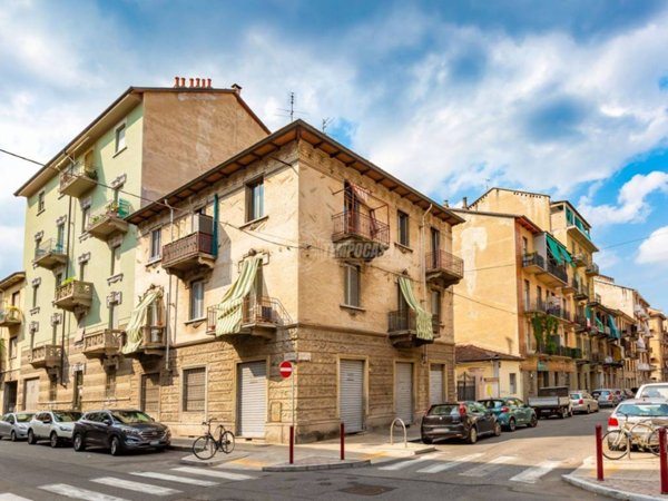 appartamento in vendita a Torino in zona Borgata Vittoria