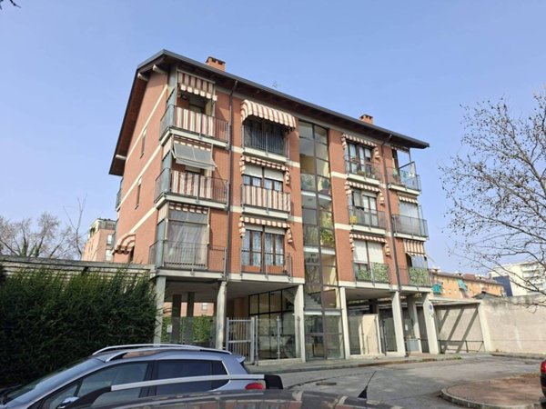 appartamento in vendita a Torino in zona Mirafiori Sud